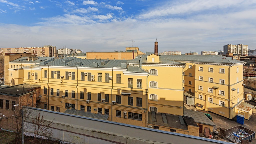 Russia journalist sentenced to 12 years for ties to Navalny's Anti-Corruption Foundation