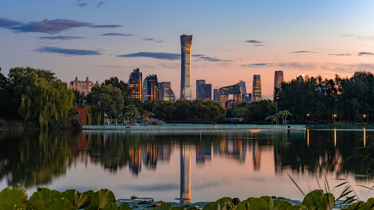 China and Institution-Building in Competition with the West: Can Beijing Rewrite the Global Mediation Order?