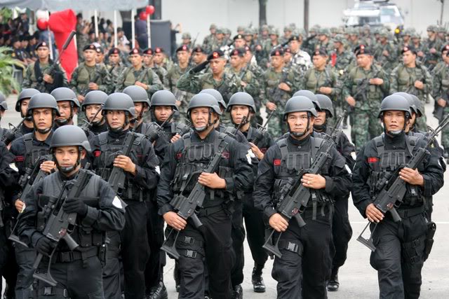 Indonesia expands military role in civilian affairs amid protests and human rights concerns